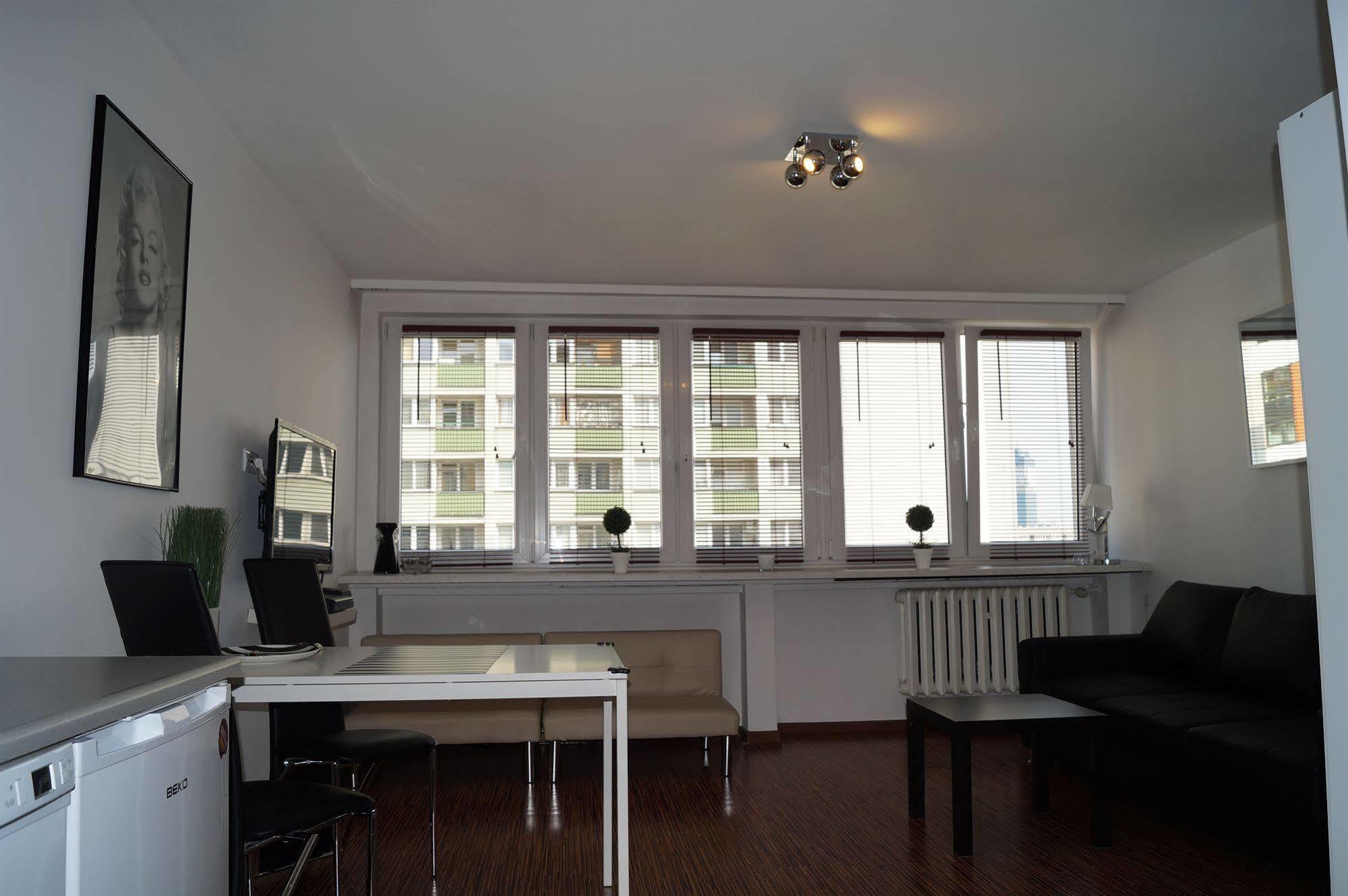 Centre Apartamenty Warszawa Exterior photo